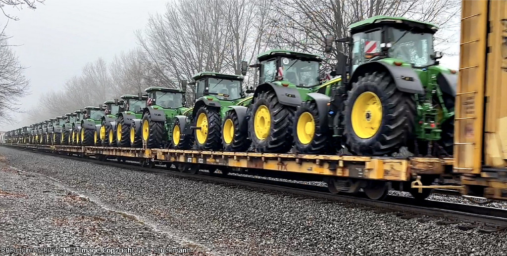 Love, love me some tractors.